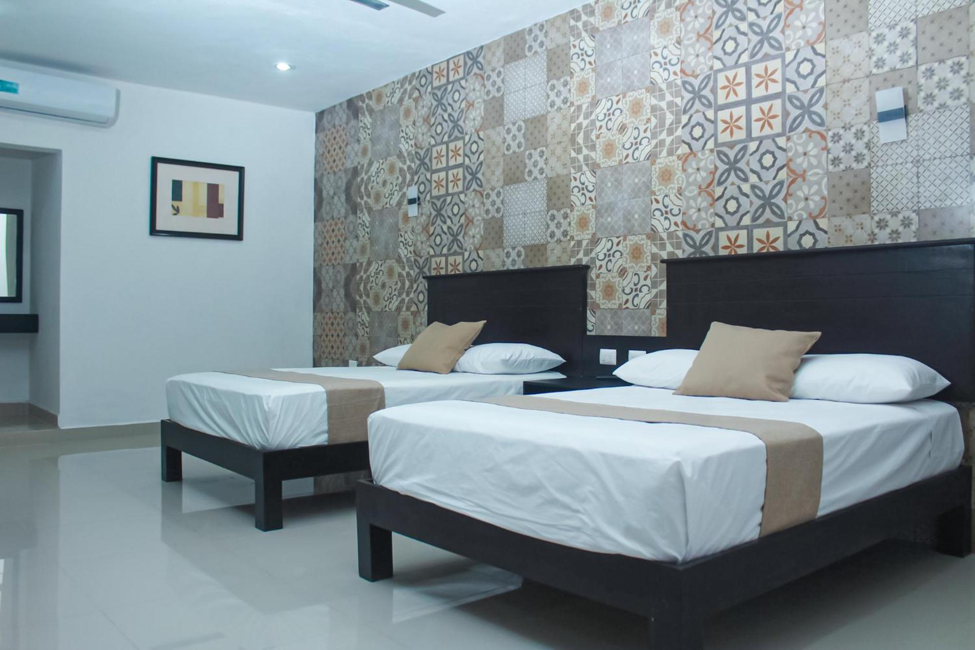 ואיאדוליד Hotel Zibahun מראה חיצוני תמונה